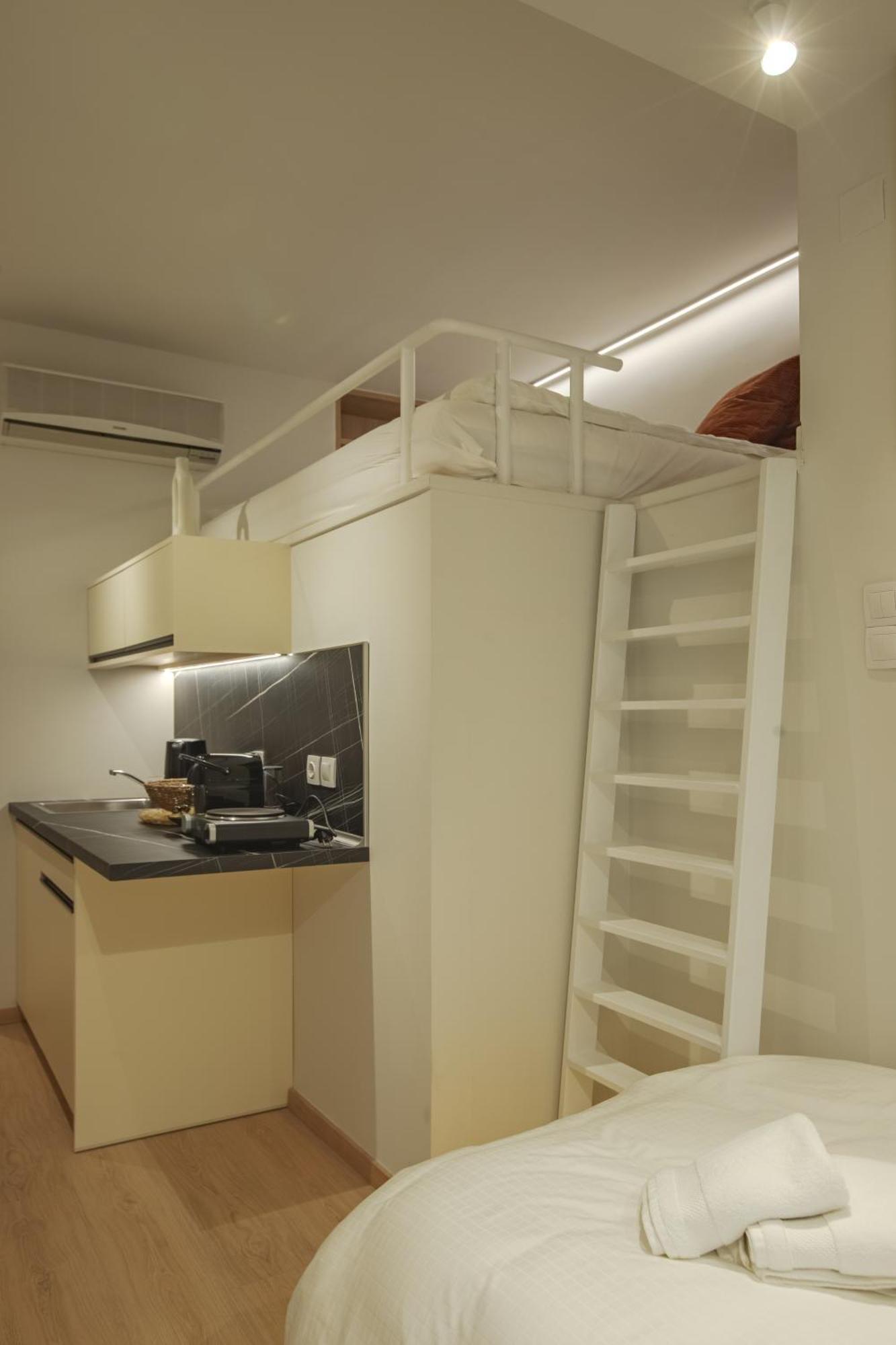 Mini Apartment