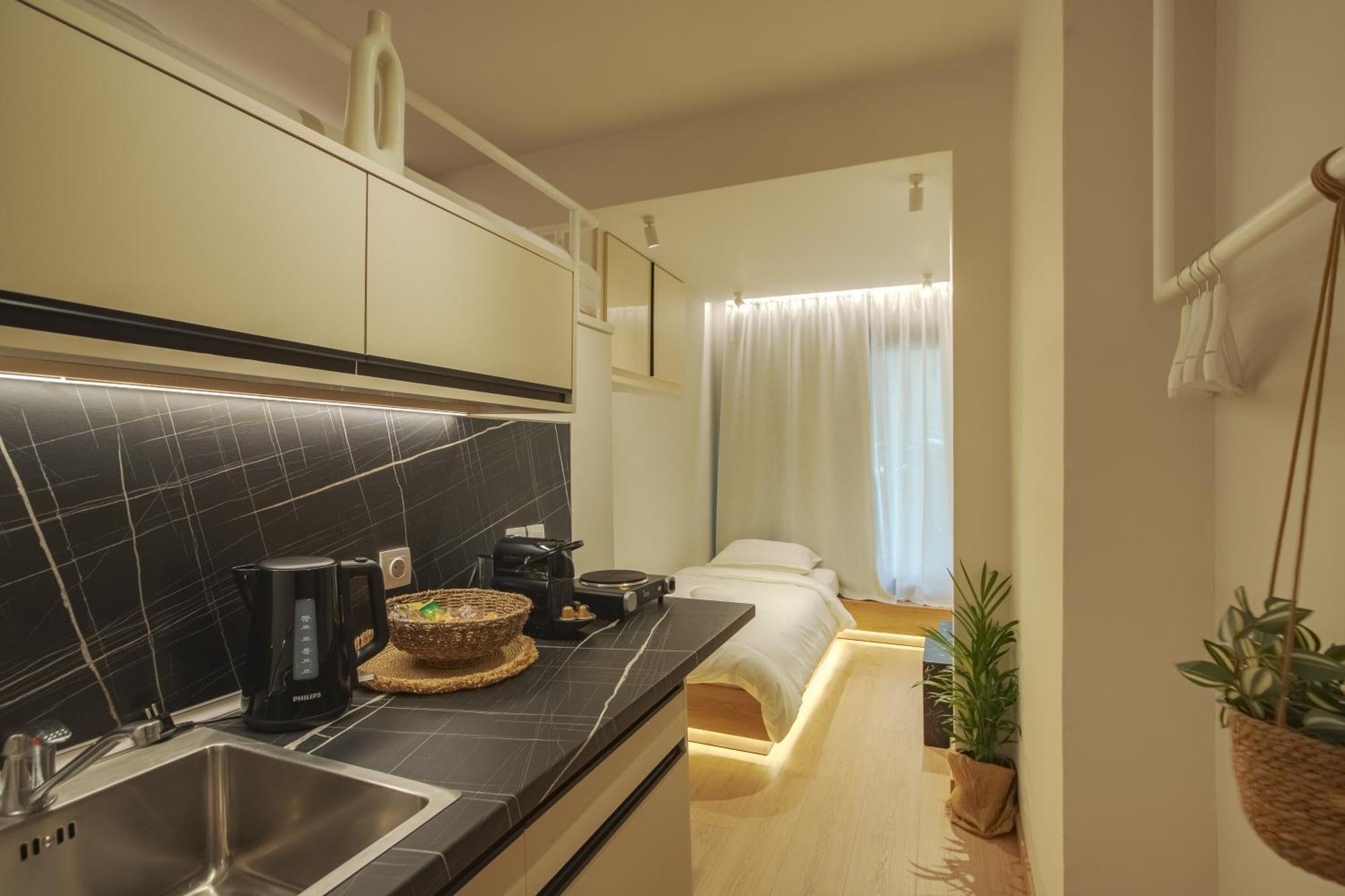 Mini Apartment *